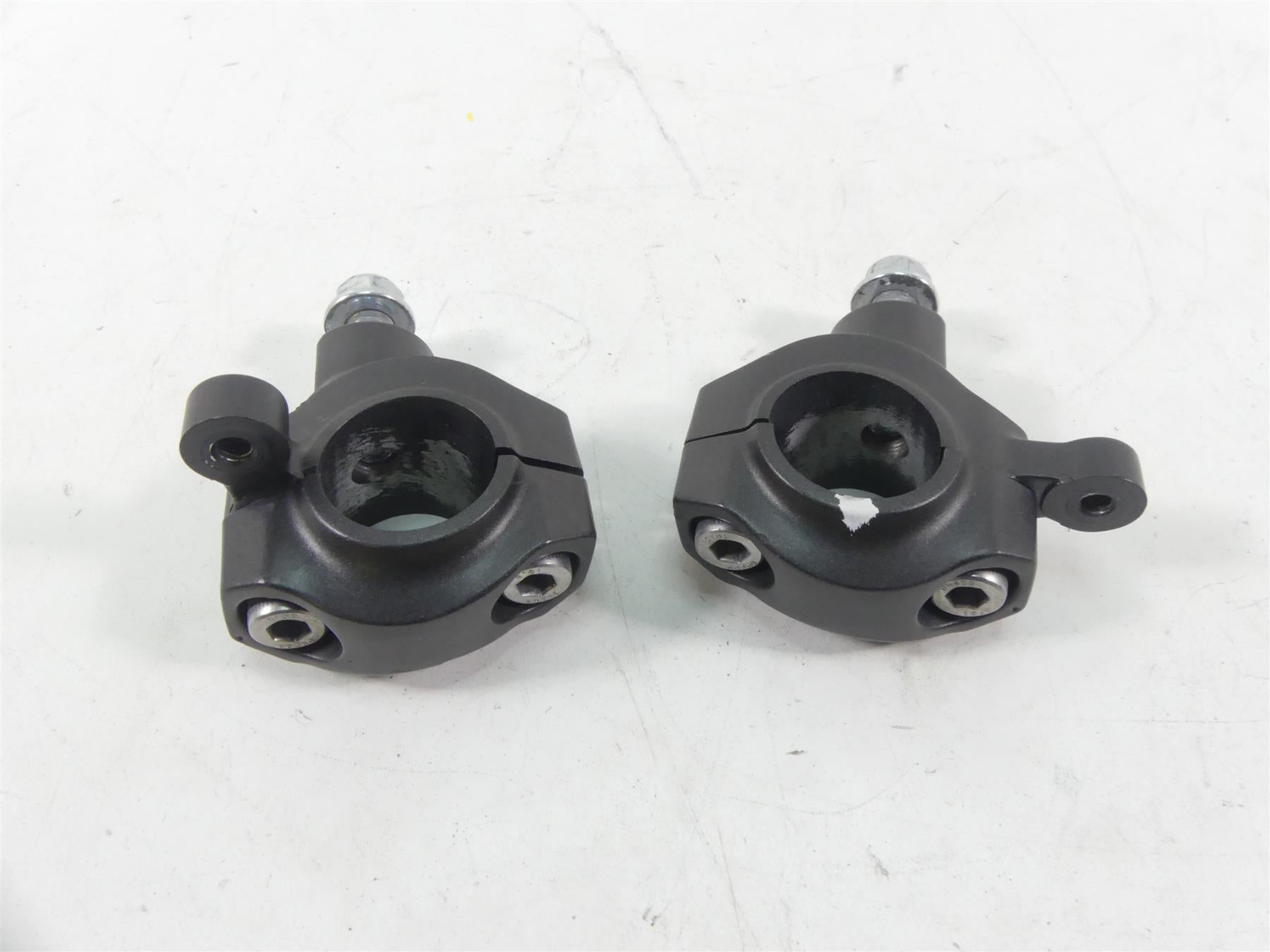 2015 Yamaha MT09 FZ09 Handlebar Riser Holder Mount Set 1RC-24847-12-00 {{ shop.shopifyCountryName }} - Mototech271