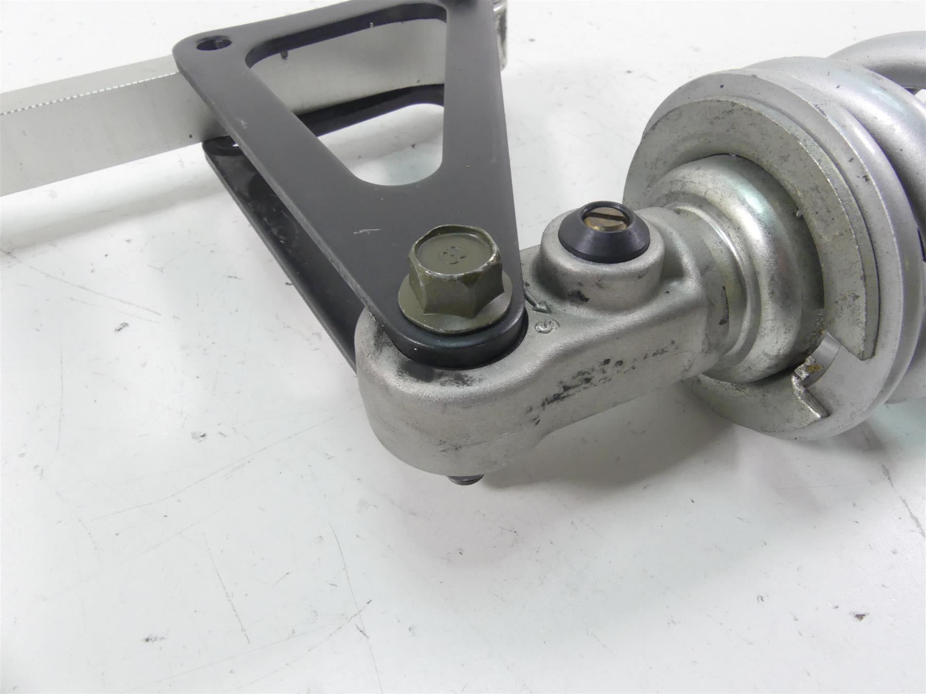 2008 Yamaha FZ1 Fazer Rear Suspension Damper Shock 2D1-22210-11-00 {{ shop.shopifyCountryName }} - Mototech271