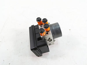 2016 Ducati Panigale 1299 S Abs Brake Pump Unit Module 54240581B 54240571B