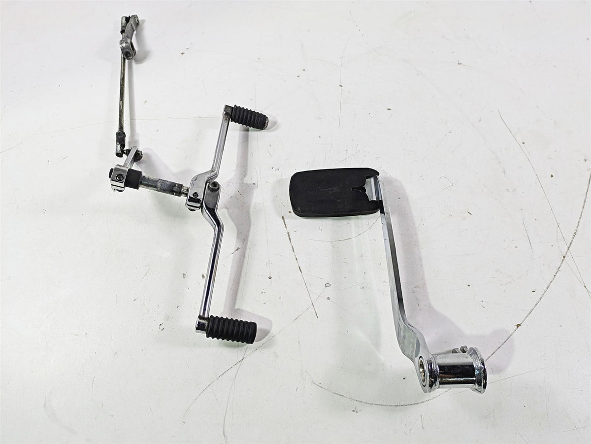 2008 Harley Touring FLHTP Electra Glide Gear Shift & Brake Lever Set 33895-82E {{ shop.shopifyCountryName }} - Mototech271