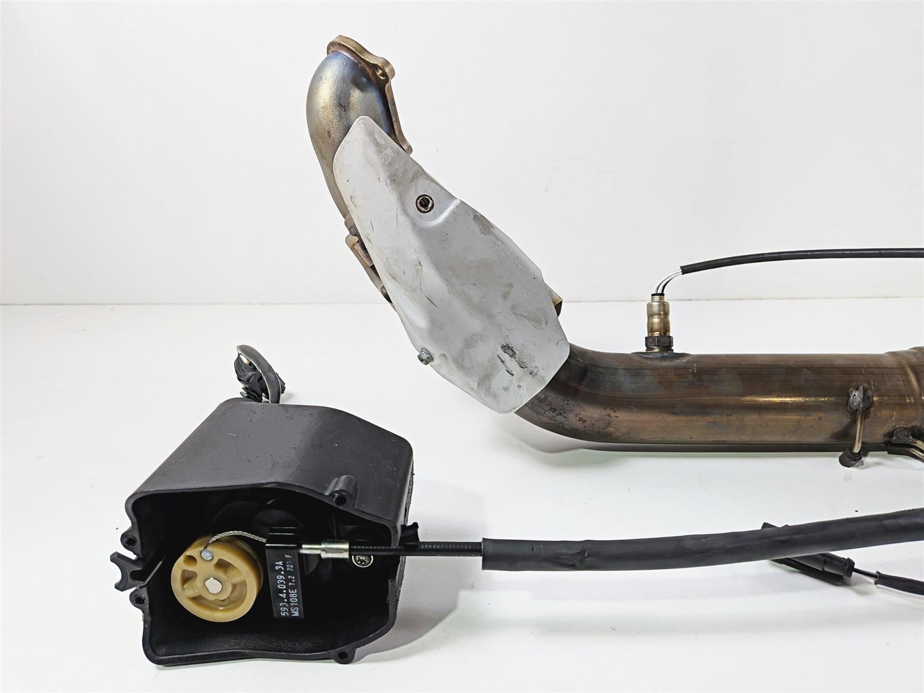 2017 Ducati Panigale 1299 Exhaust Header & Servo Motor 57014452A 57114424B-Mototech271