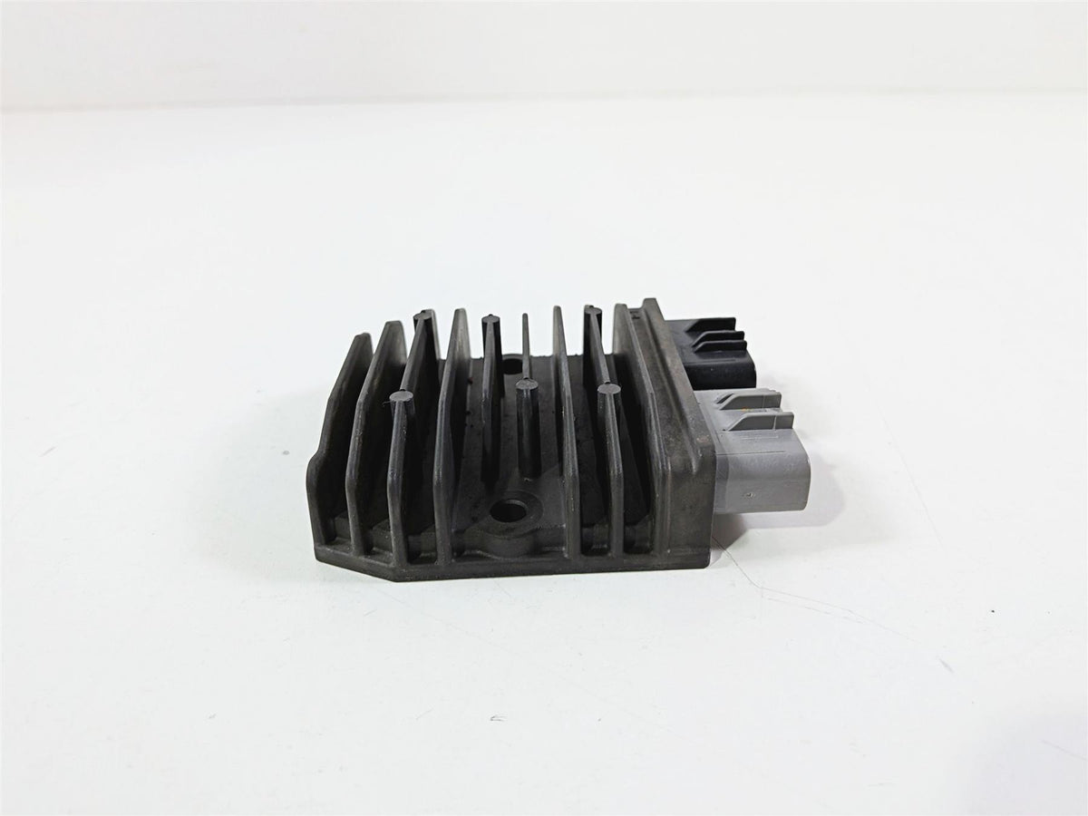 2016 Ducati Hypermotard 939 SP Rectifier Voltage Regulator SH821AA 54040321A-Mototech271
