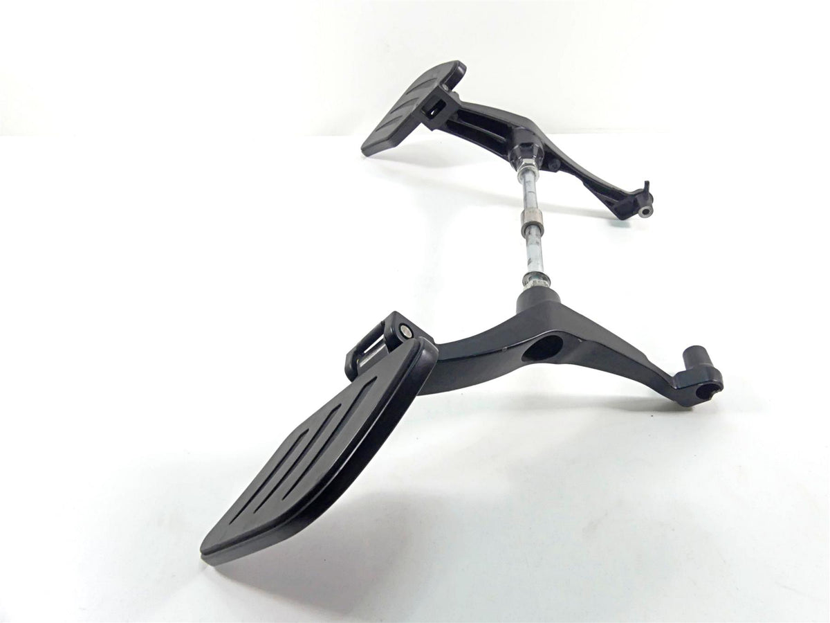 2011 Victory Cross Country Rear Passenger Footpeg Set - Read 5136384 5136382 {{ shop.shopifyCountryName }} - Mototech271