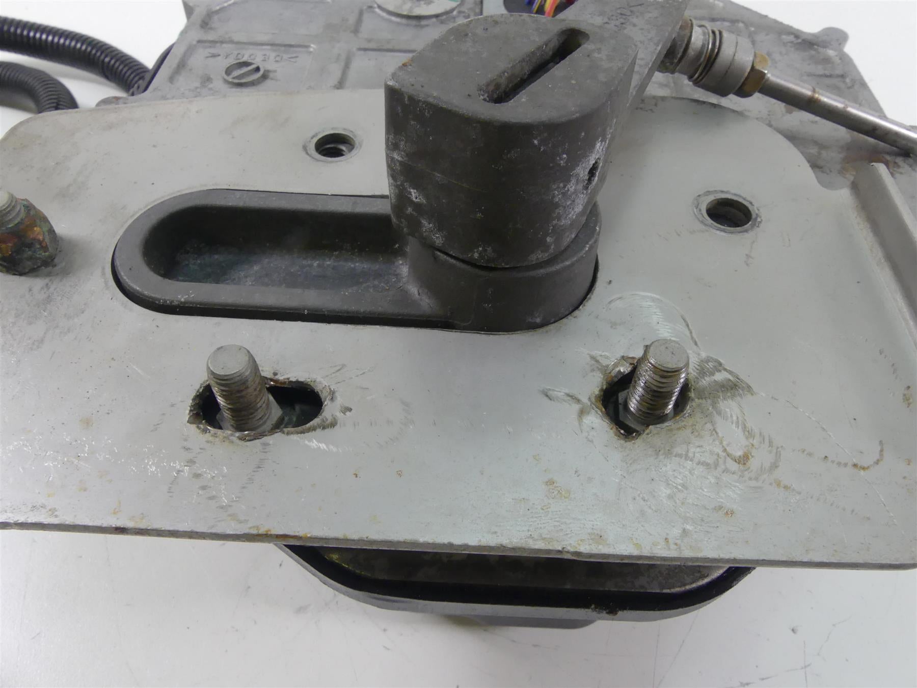 2016 Yamaha Waverunner VX 1050 Deluxe Reverse Trim Control Motor F2X-6140B-00 {{ shop.shopifyCountryName }} - Mototech271