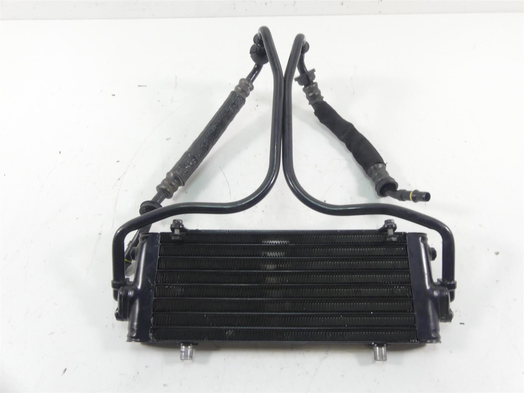 2012 Harley VRSCF Muscle Rod Oil Cooler & Lines Hoses Set 26721-04B {{ shop.shopifyCountryName }} - Mototech271