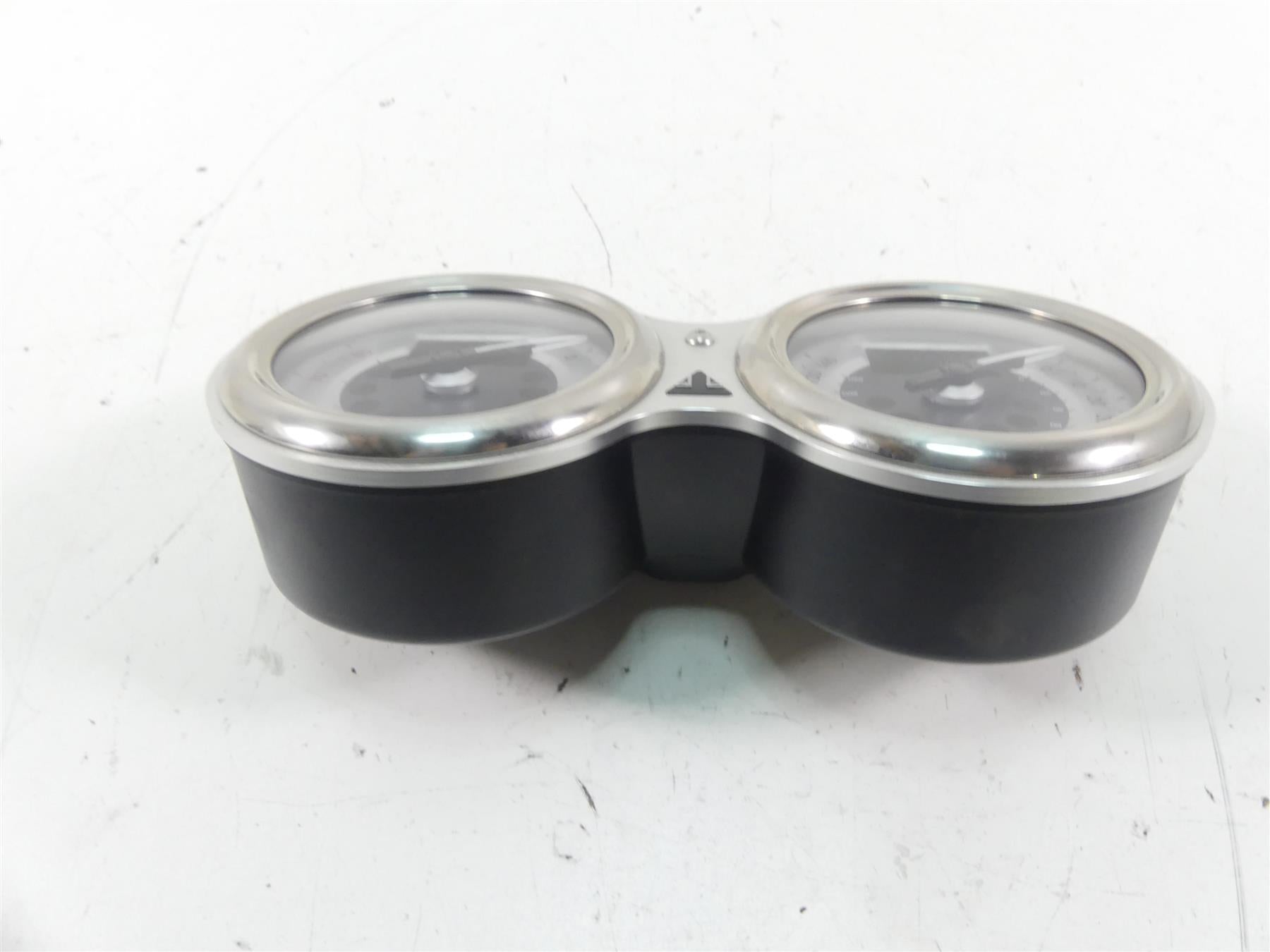 2017 Triumph Thruxton 1200 R Speedometer Speedo Gauges Instrument - 4K T2502791 {{ shop.shopifyCountryName }} - Mototech271