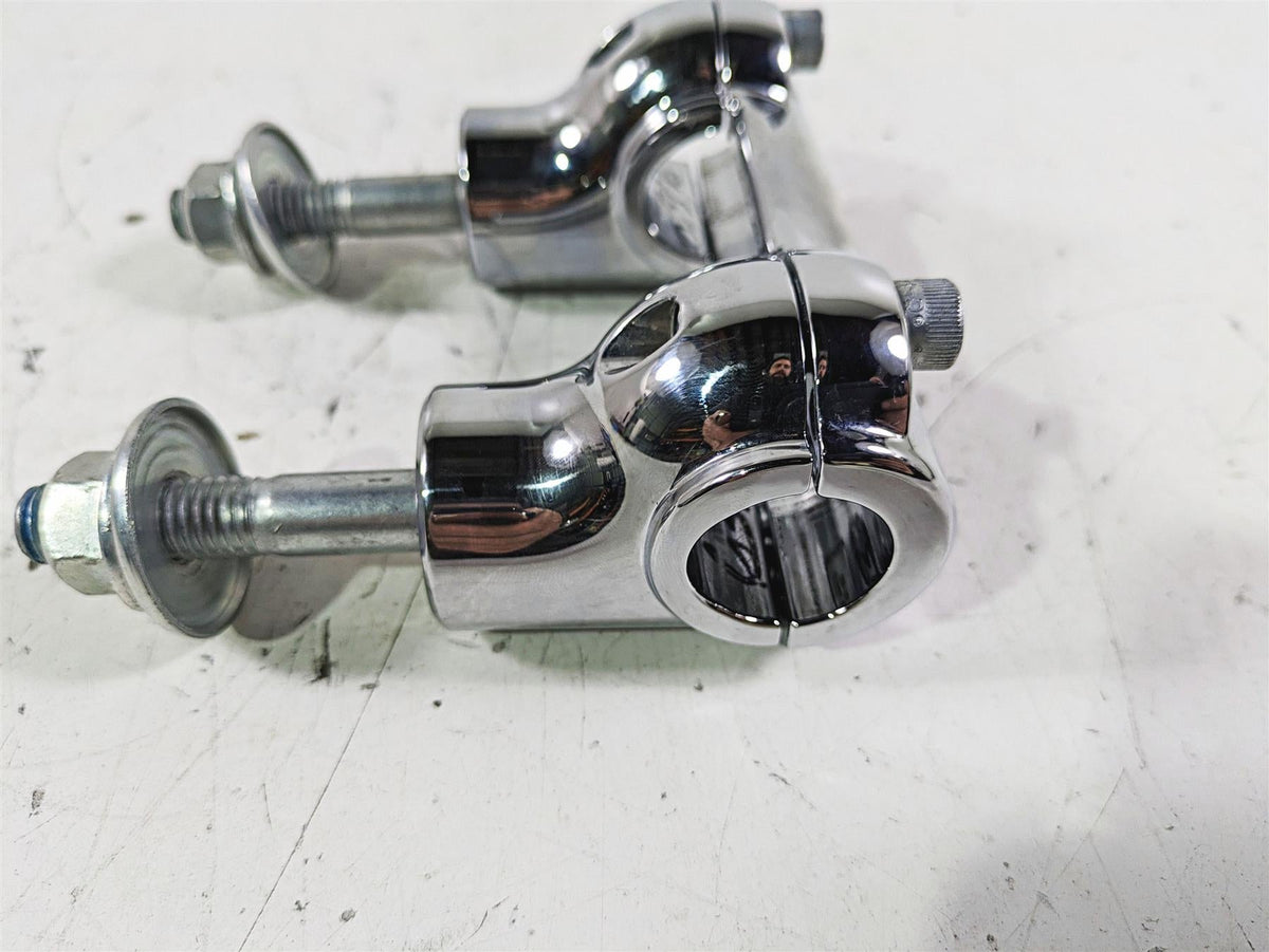 2019 Harley FLHCS Softail Heritage Handlebar Clamp Riser Set 56998-09 {{ shop.shopifyCountryName }} - Mototech271