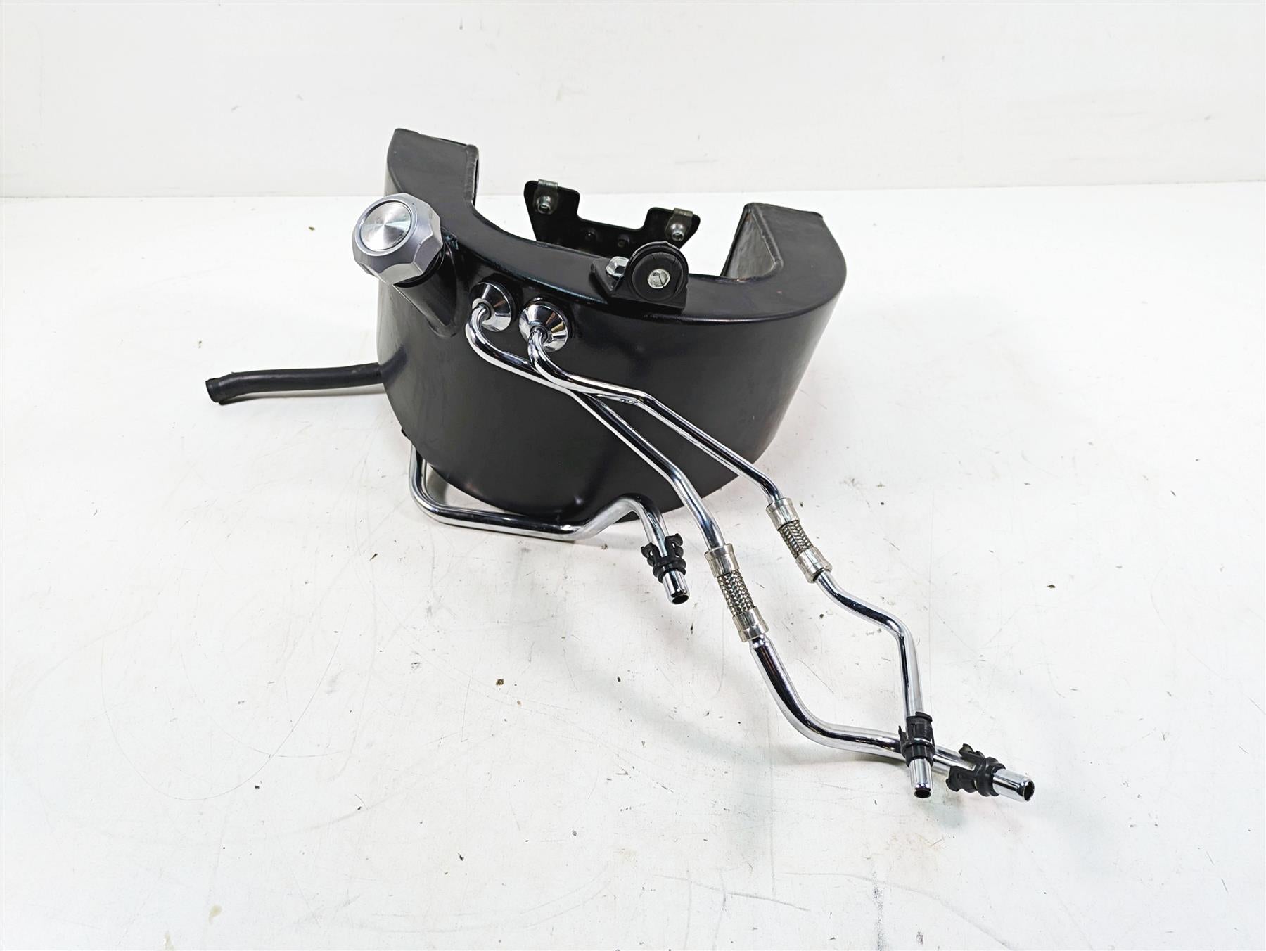 2013 Harley Softail FLSTFB Fat Boy Lo Oil Tank Reservoir Hoses Set 62507-10 {{ shop.shopifyCountryName }} - Mototech271