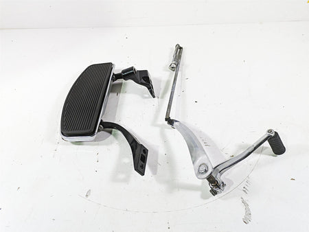 2012 Harley FLD Dyna Switchback Left Floor Board & Shifter 54174-12 34887-06 {{ shop.shopifyCountryName }} - Mototech271