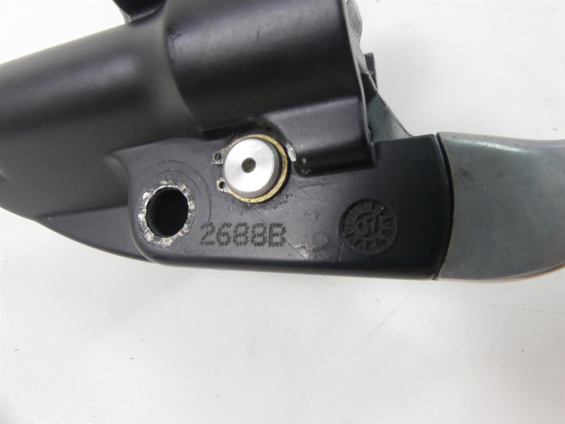 2009 Harley FXDF Dyna Fat Bob Front Brake Master Cylinder 11/16" 45170-08F {{ shop.shopifyCountryName }} - Mototech271
