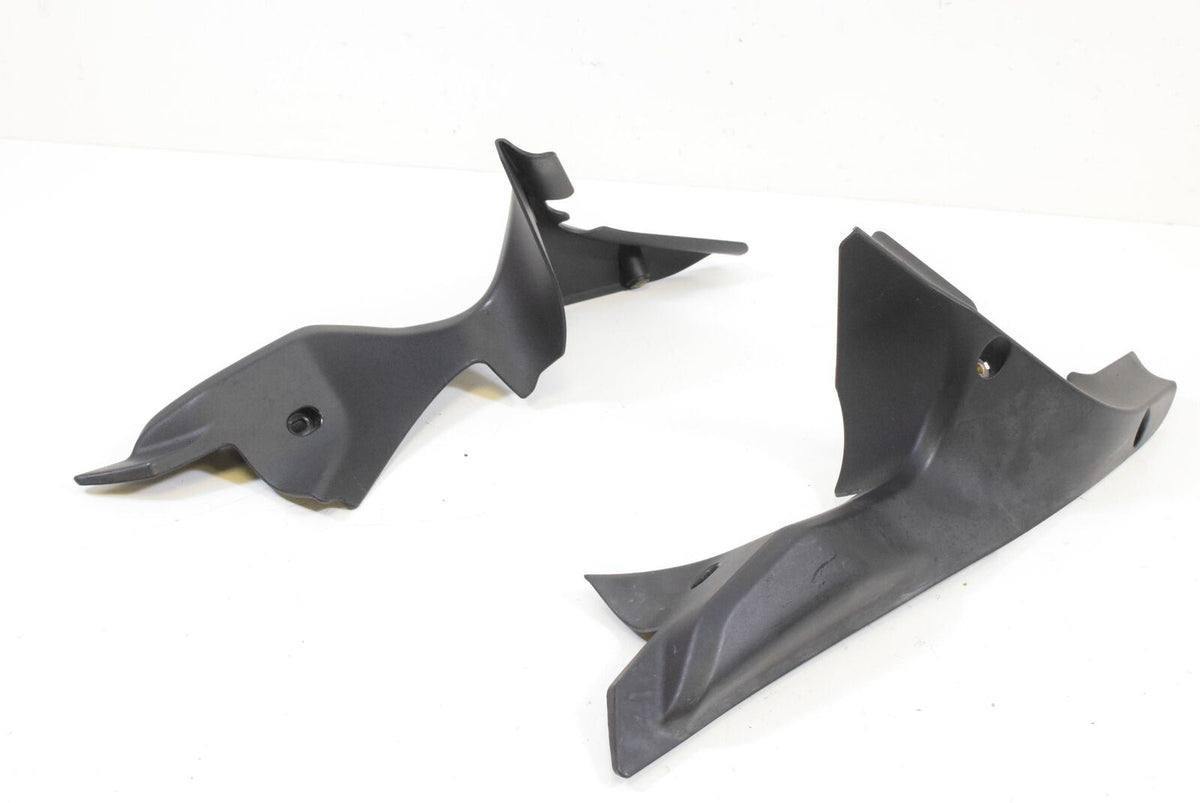 2011 Ducati 1198 Upper Air Duct Scoop Ram Fairing Cover Set 46012531A 46012542A {{ shop.shopifyCountryName }} - Mototech271