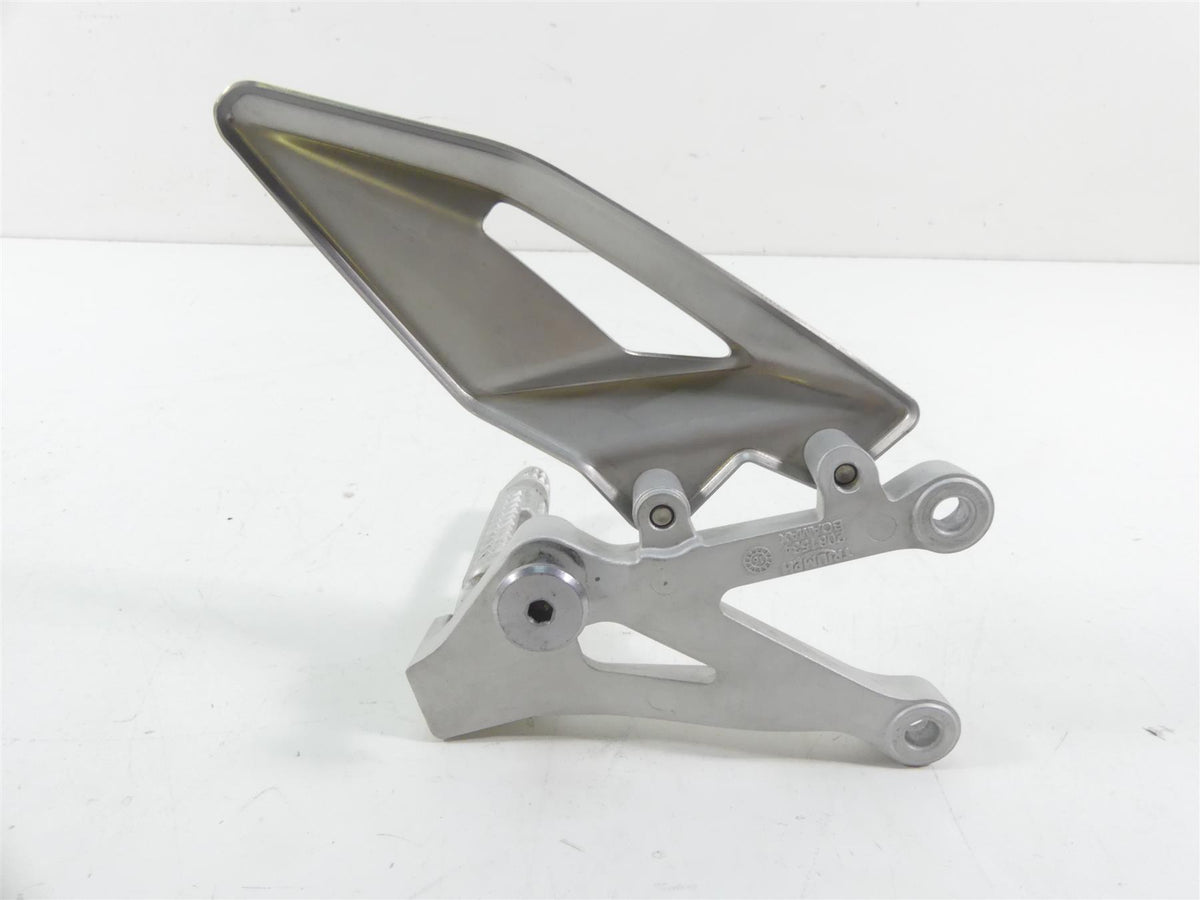 2018 Triumph Street Triple 765RS Left Rider Foot Peg Footpeg T2081534 {{ shop.shopifyCountryName }} - Mototech271
