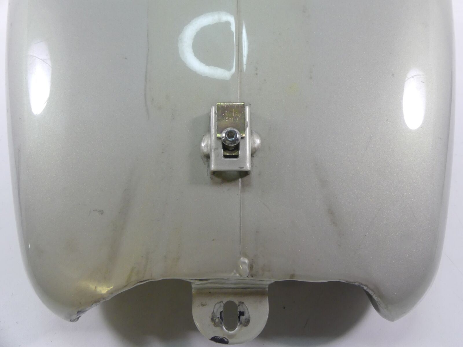 2006 Harley Touring FLHTCU SE CVO Fuel Gas Petrol Tank Reservoir - Dented 61356- {{ shop.shopifyCountryName }} - Mototech271