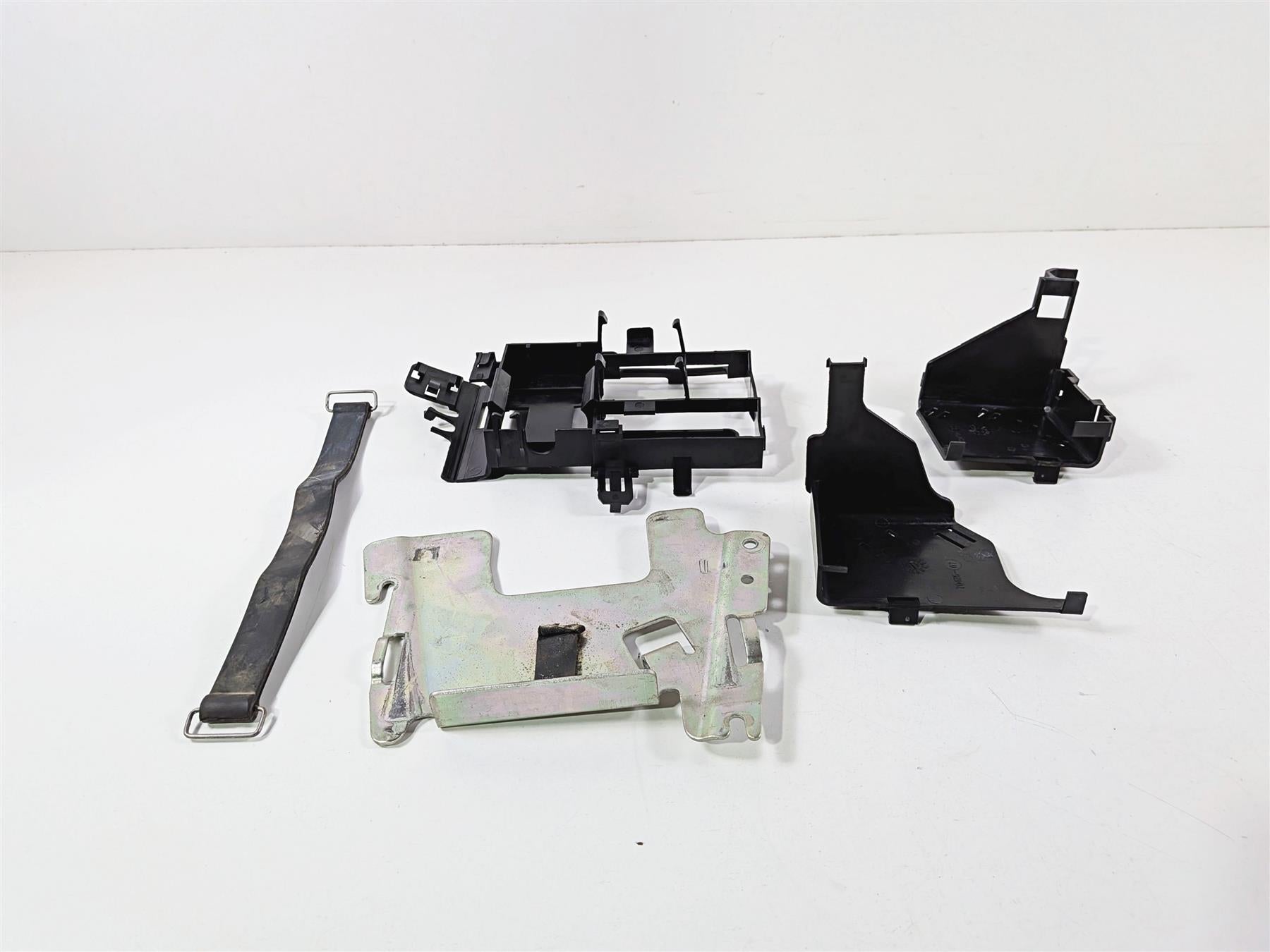 2011 Harley VRSCDX Night Rod Electric Plastic Battery Holder Set - Read 70394-07 {{ shop.shopifyCountryName }} - Mototech271