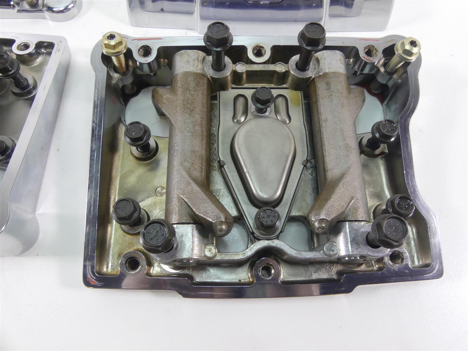 2013 Harley Touring FLHX Street Glide Rocker Arm Box Valve Cover Set 17543-99A {{ shop.shopifyCountryName }} - Mototech271
