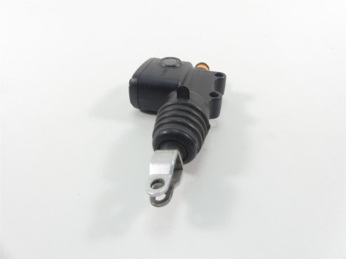 2018 Harley FXBRS Softail Breakout Rear Brake Master Cylinder 41700460 {{ shop.shopifyCountryName }} - Mototech271