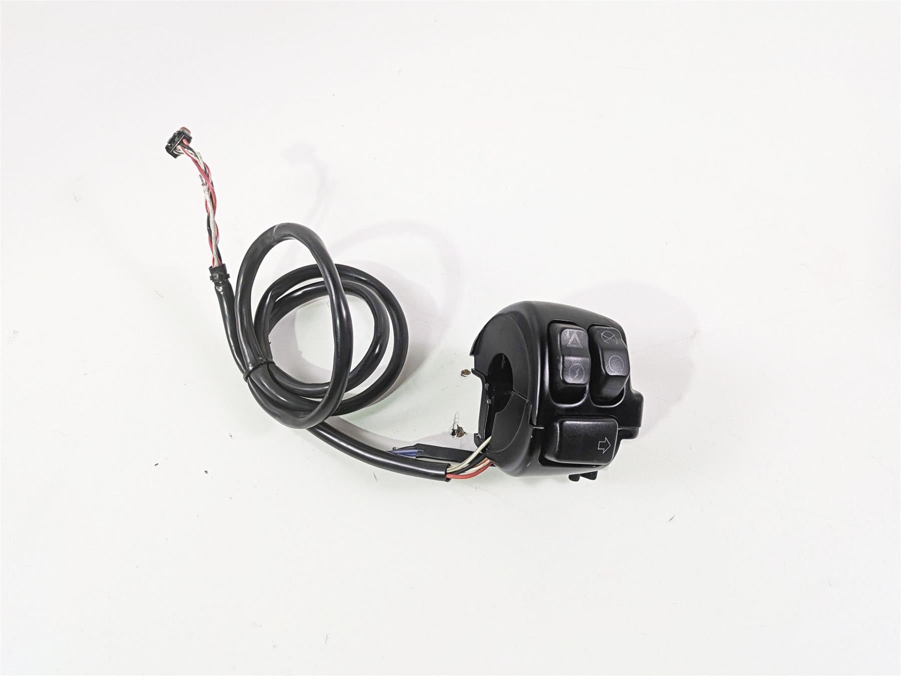 2016 Harley FXDF Dyna Fat Bob Right Start Stop Control Switch - Read 71500360