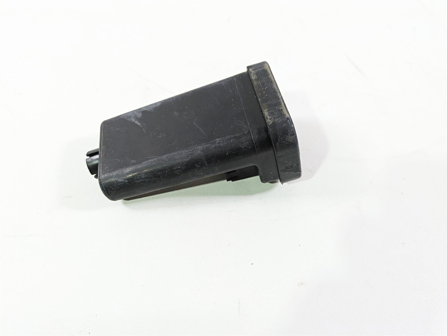 2016 Harley VRSCDX Night Rod Tsm Turn Signal Flasher Module 68921-07 {{ shop.shopifyCountryName }} - Mototech271