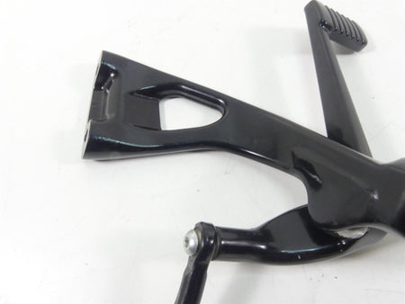2022 Harley Softail FXBBS Street Bob Right Footpeg Brake Pedal Set 50500601 {{ shop.shopifyCountryName }} - Mototech271