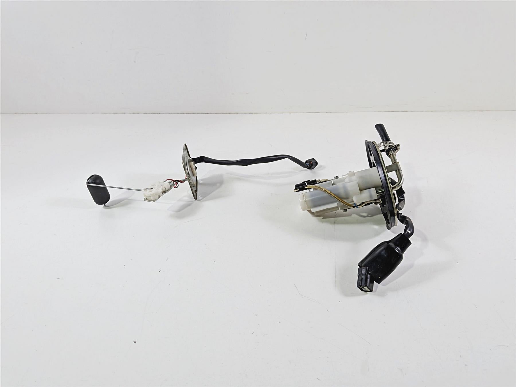 2017 Honda CRF1000 Africa Twin Fuel Gas Petrol Pump & Sending Unit 16700-MJP-G51-Mototech271