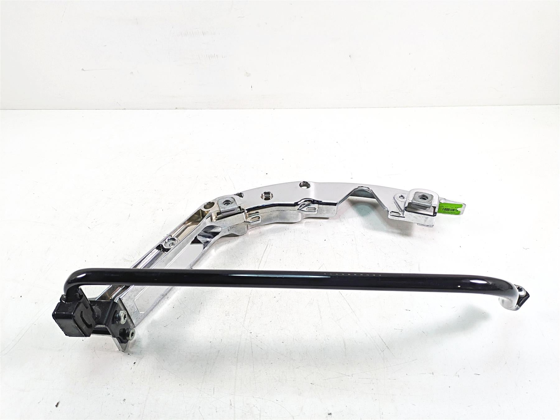 2020 Harley Touring FLHX Street Glide Right Chrome Saddlebag Support 90200499 {{ shop.shopifyCountryName }} - Mototech271