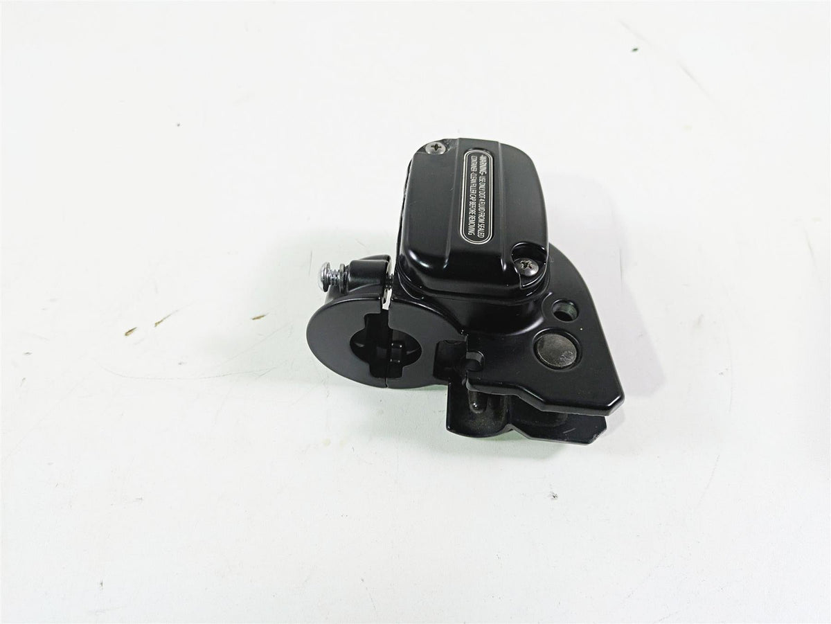 2009 Harley Touring FLHX Street Glide Front Brake Master Cylinder 44551-08F {{ shop.shopifyCountryName }} - Mototech271