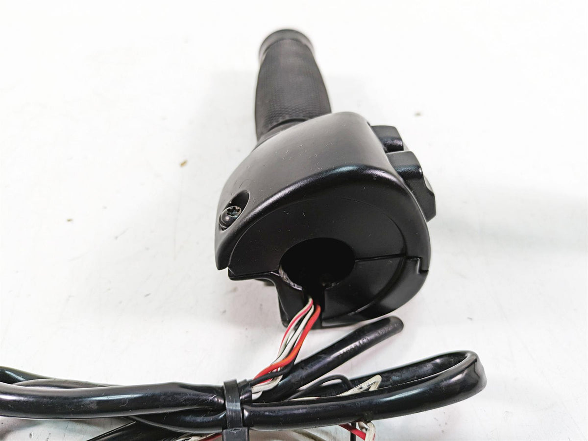 2020 Harley Softail FXBB Street Bob Right Hand Control Switch - Read 71500462 {{ shop.shopifyCountryName }} - Mototech271
