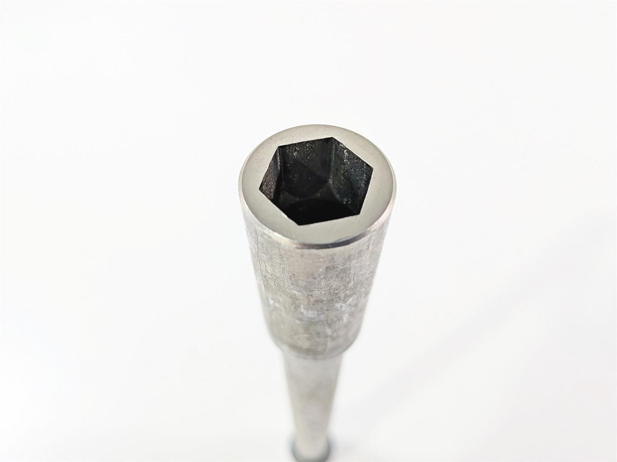 2025 Yamaha YZF R7 Front Wheel Spindle Axle 1RC-25181-00-00 {{ shop.shopifyCountryName }} - Mototech271