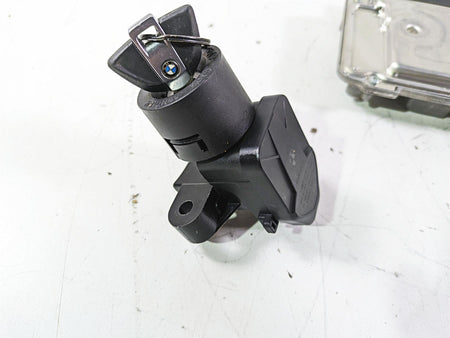 2017 BMW S1000R K47 Cdi Ecm Module & Key Ignition Switch Lock Set 8354916 {{ shop.shopifyCountryName }} - Mototech271