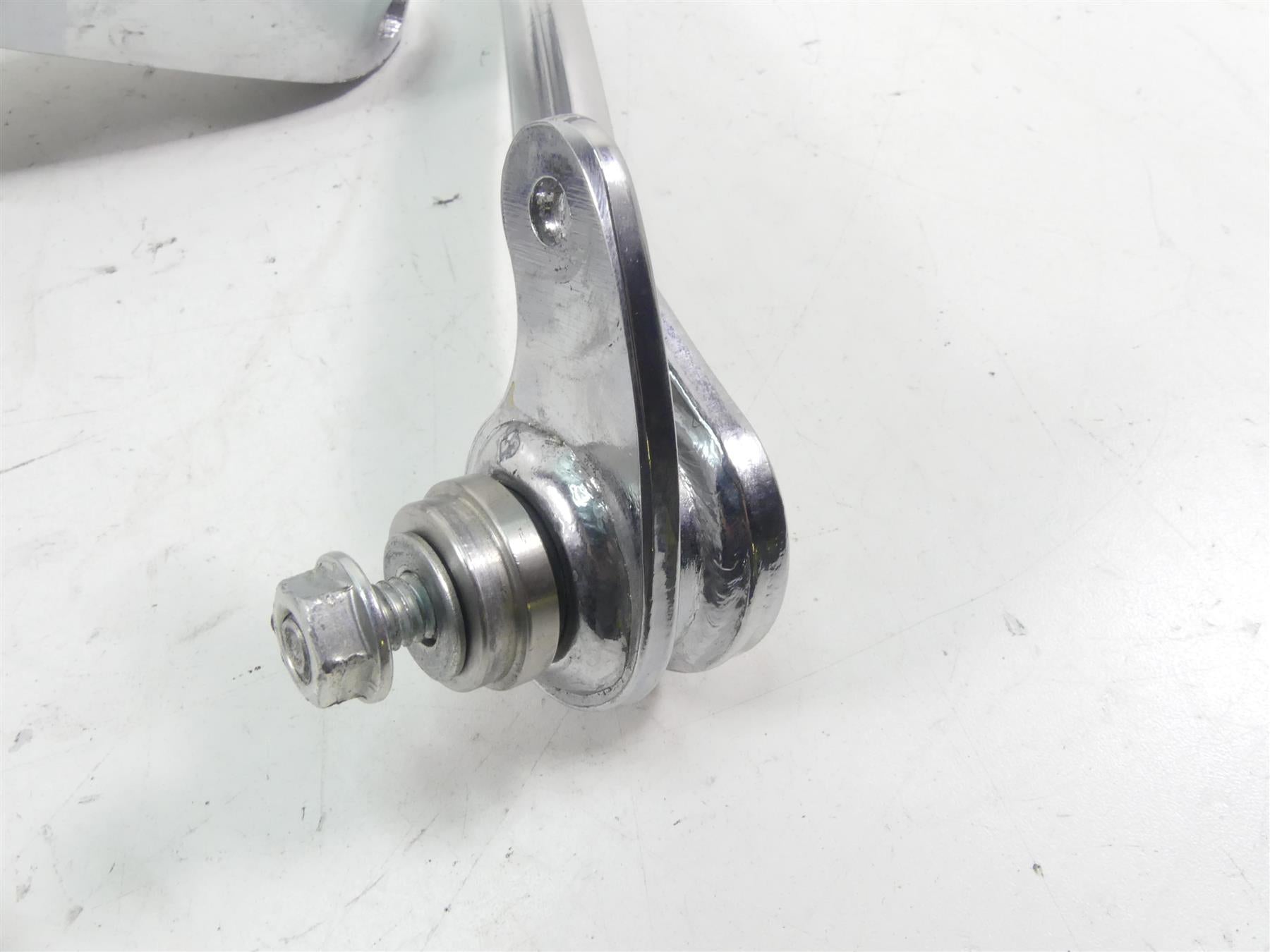 2021 Harley Softail FLSB Sport Glide Right Foot Peg & Brake Pedal Set 50500746 {{ shop.shopifyCountryName }} - Mototech271