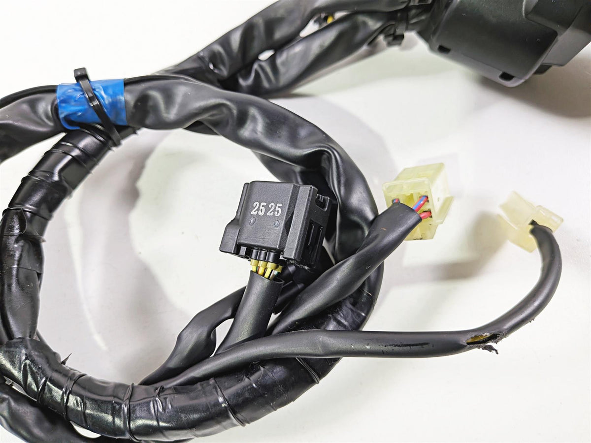 2022 Yamaha YZF R1 R1M RN65 Right Hand Control Switch E-Throttle B3L-8291R-03-00-Mototech271