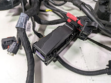 Load image into Gallery viewer, 2022 BMW R1250 RT K052 Main &amp; Engine Wiring Harness Esa - Read 61111683202
