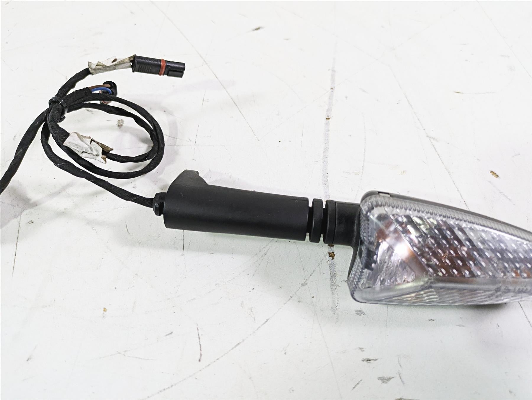 2016 BMW R1200GS GSW K50 Front Blinker Turn Signal Set 63138534353 {{ shop.shopifyCountryName }} - Mototech271