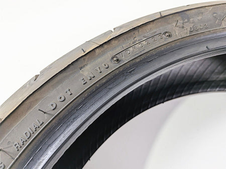 Used Front Motorcycle Tire Bridgestone Battlax BT016 120/70ZR17 3286340425810 {{ shop.shopifyCountryName }} - Mototech271