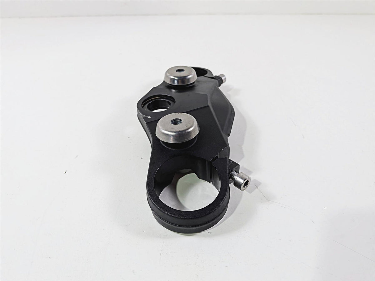 2019 Triumph Speed Triple RS 1050 Upper Triple Tree Steering Clamp T2042324 {{ shop.shopifyCountryName }} - Mototech271
