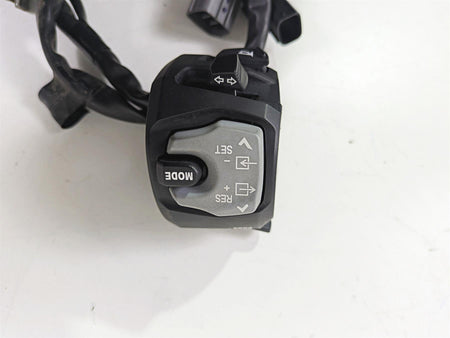 2020 Suzuki V-Strom 1050 XT Left Hand Turn Signal Control Switch 37400-06L00 {{ shop.shopifyCountryName }} - Mototech271