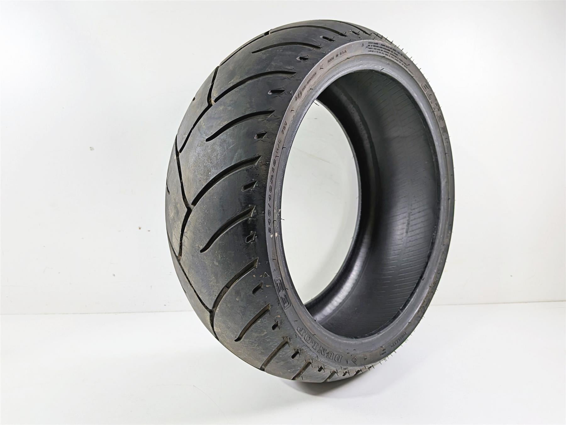 Used Rear Motorcycle Tire Dunlop Elite 3 240/40R18 669534 {{ shop.shopifyCountryName }} - Mototech271