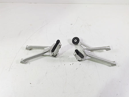 2016 BMW R1200RS K54 Passenger Footpeg Foot Peg Set 46718540798 46718540799 {{ shop.shopifyCountryName }} - Mototech271