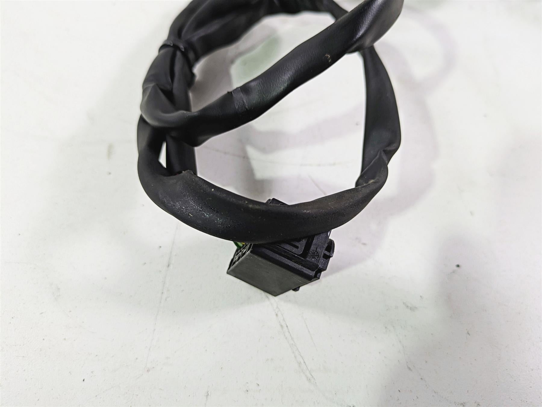 2009 BMW R1200RT K26 Left Hand Cruise Control Switch 61317708335 {{ shop.shopifyCountryName }} - Mototech271