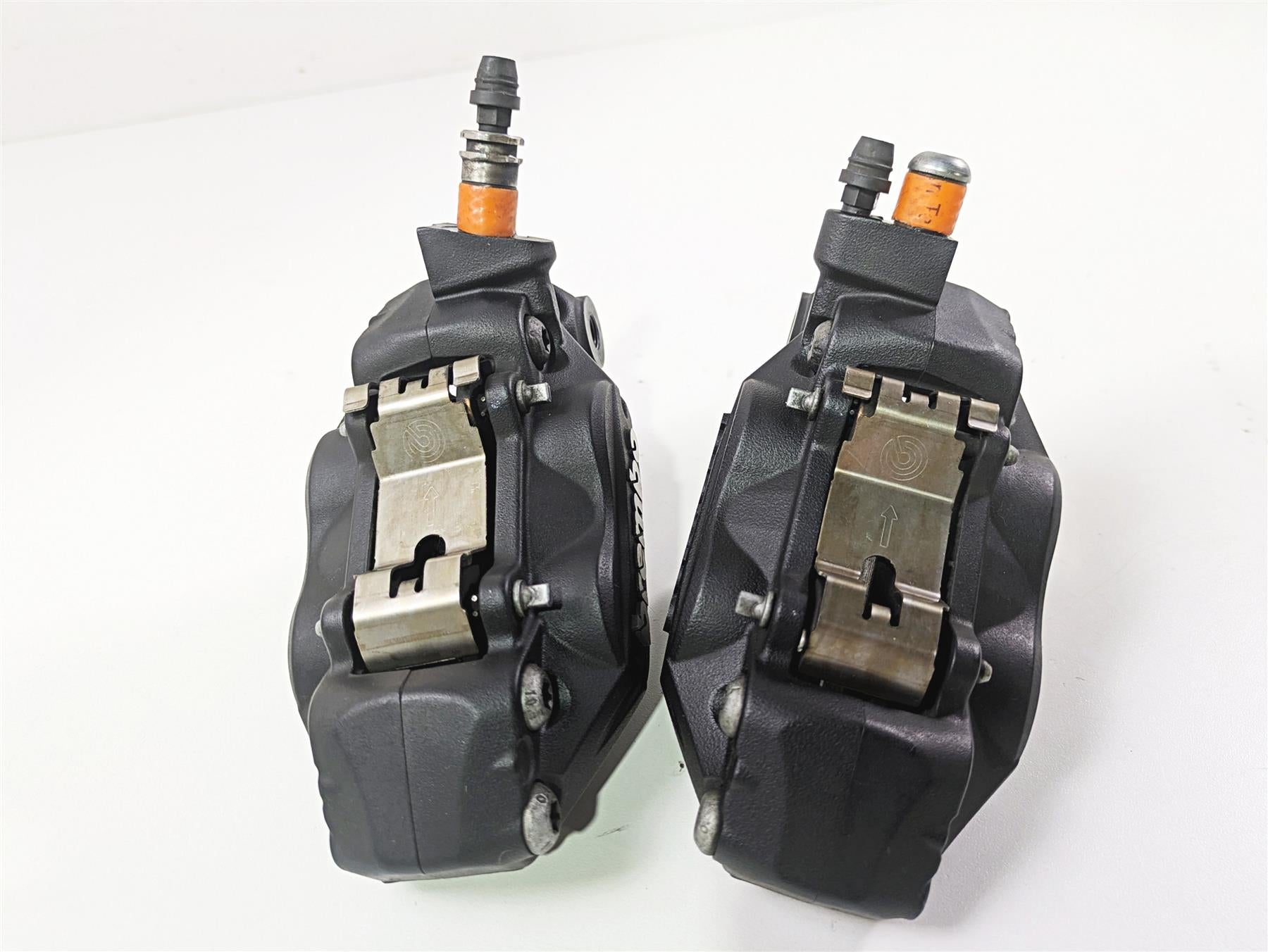 2018 BMW R nineT Urban GS K33 Front Brembo Brake Caliper Set 34117716717 {{ shop.shopifyCountryName }} - Mototech271