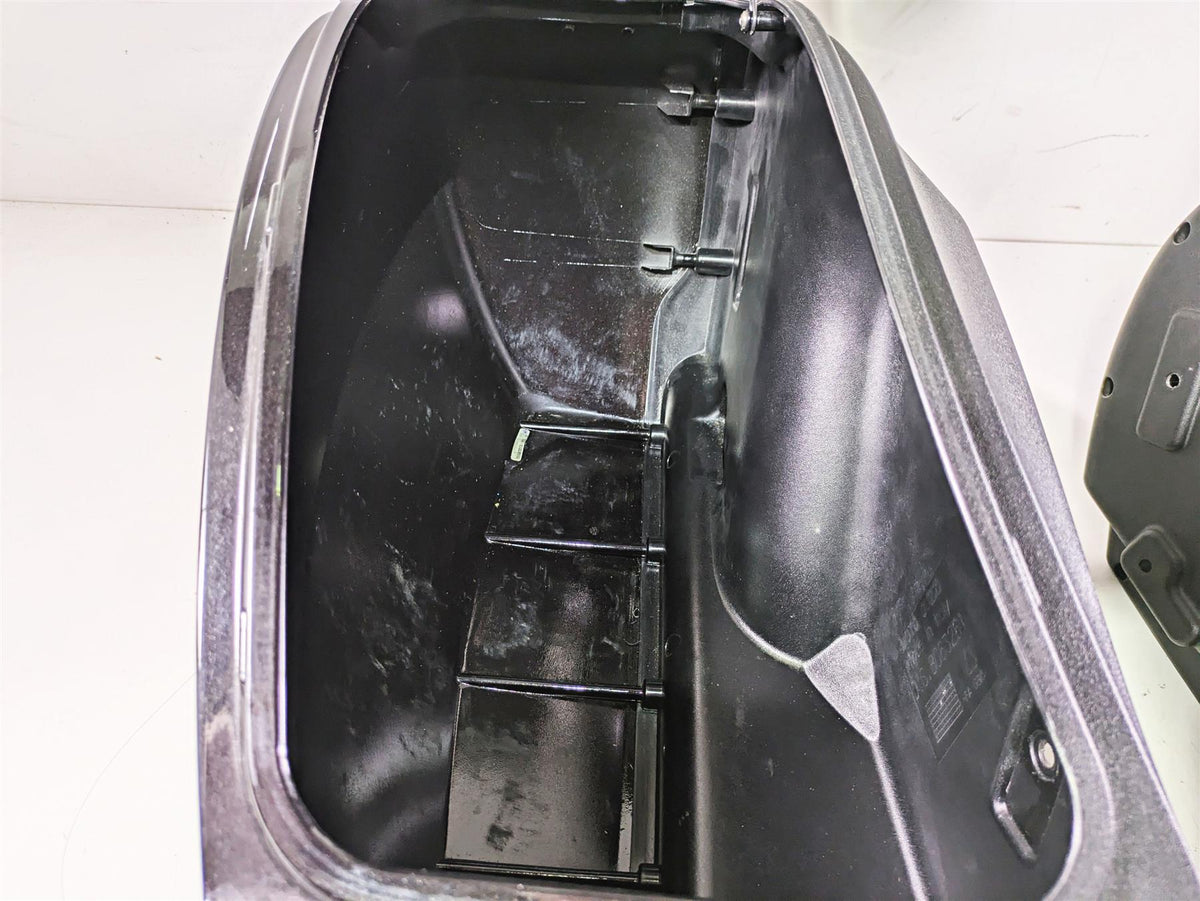 2014 Moto Guzzi California 1400 Touring Saddlebag Set -No Key Unlocked B06325400 {{ shop.shopifyCountryName }} - Mototech271