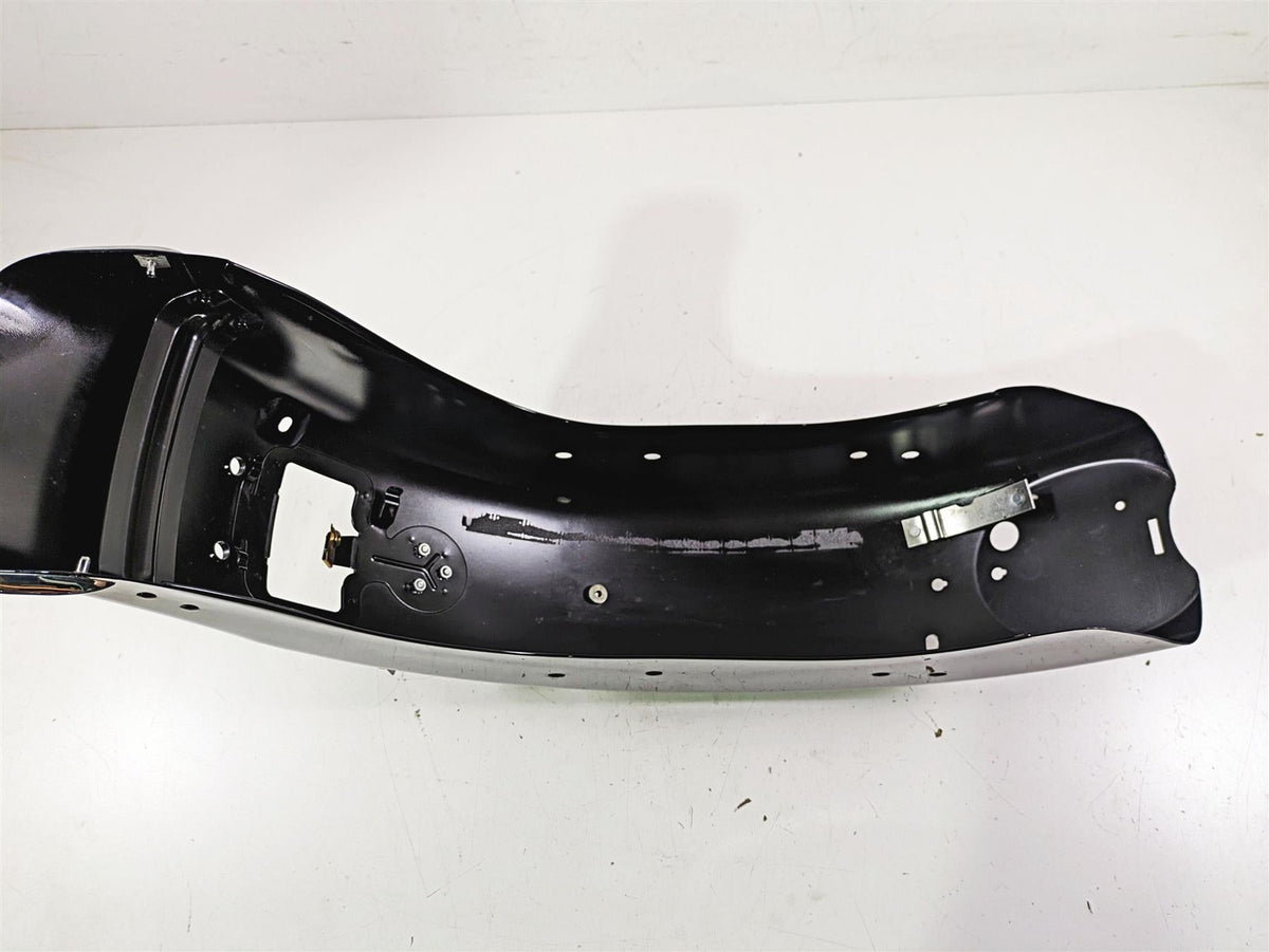 2019 Harley FLHCS Softail Heritage Straight Rear Fender 59500474 {{ shop.shopifyCountryName }} - Mototech271