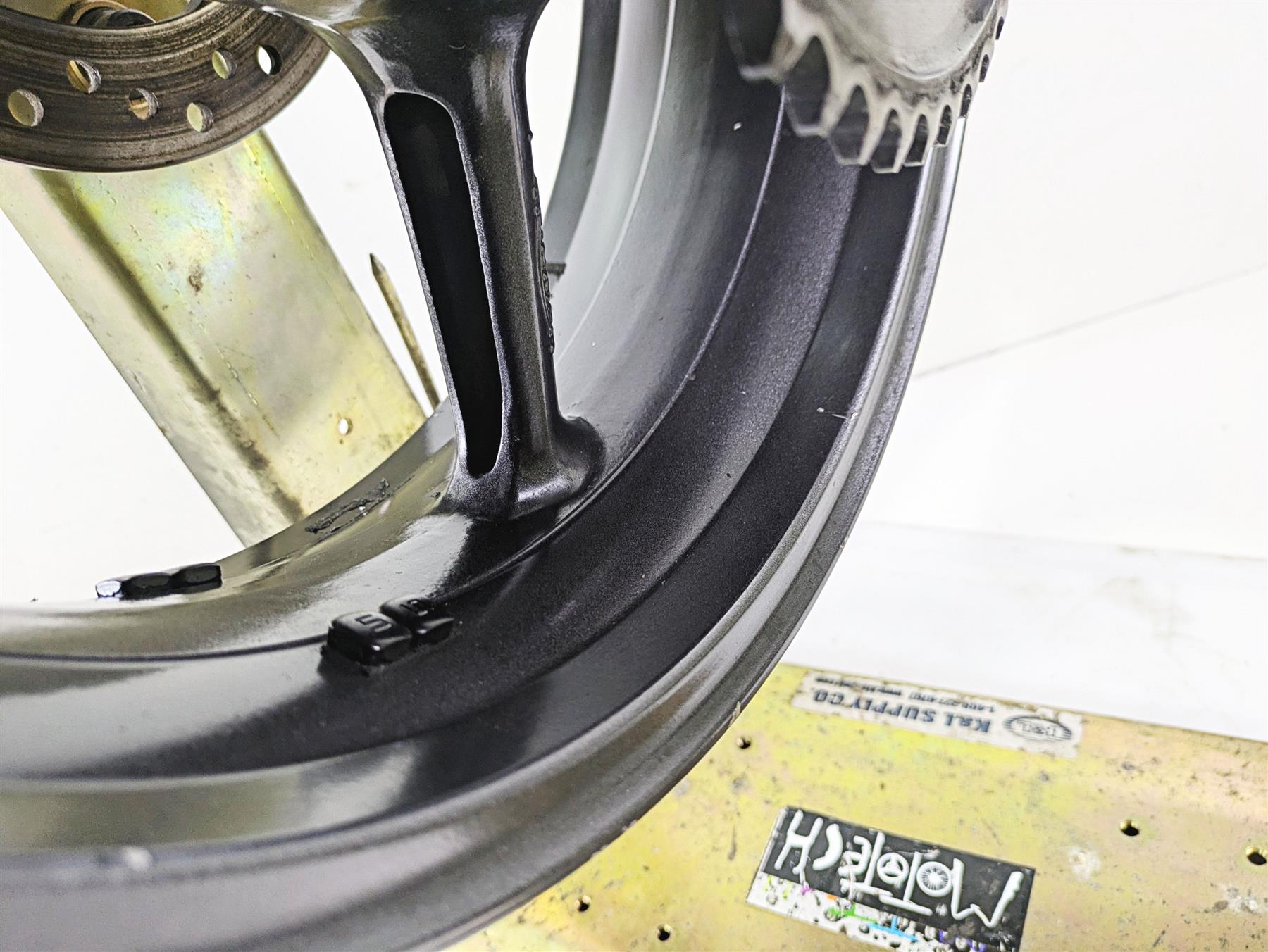 2012 Triumph Daytona 675 17x5.5 Rear Wheel Rim Graphite T2010842 {{ shop.shopifyCountryName }} - Mototech271