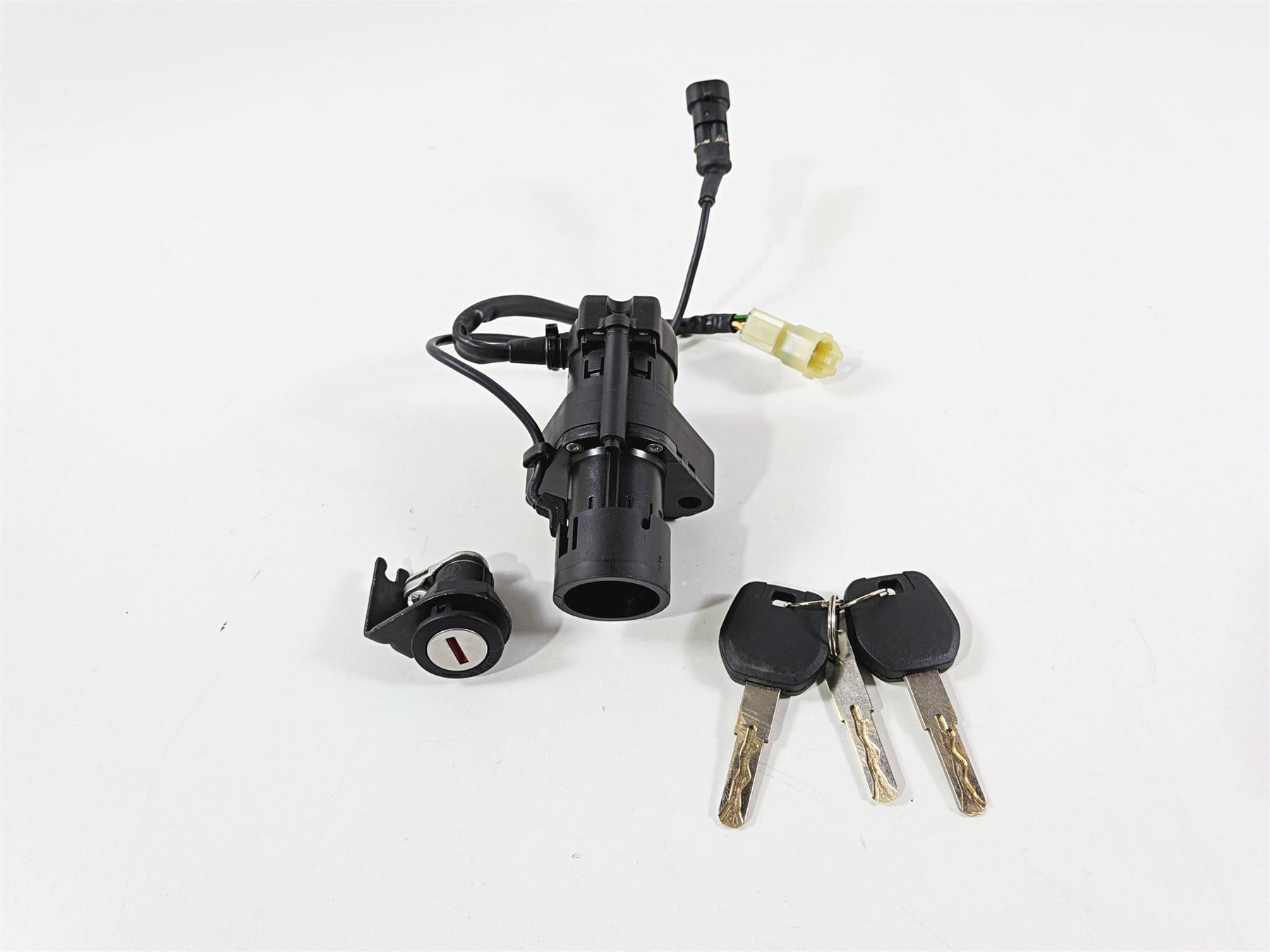 2019 Ducati Panigale V4S V4 S Corse Ignition Switch Key Lock Set 59822131B {{ shop.shopifyCountryName }} - Mototech271