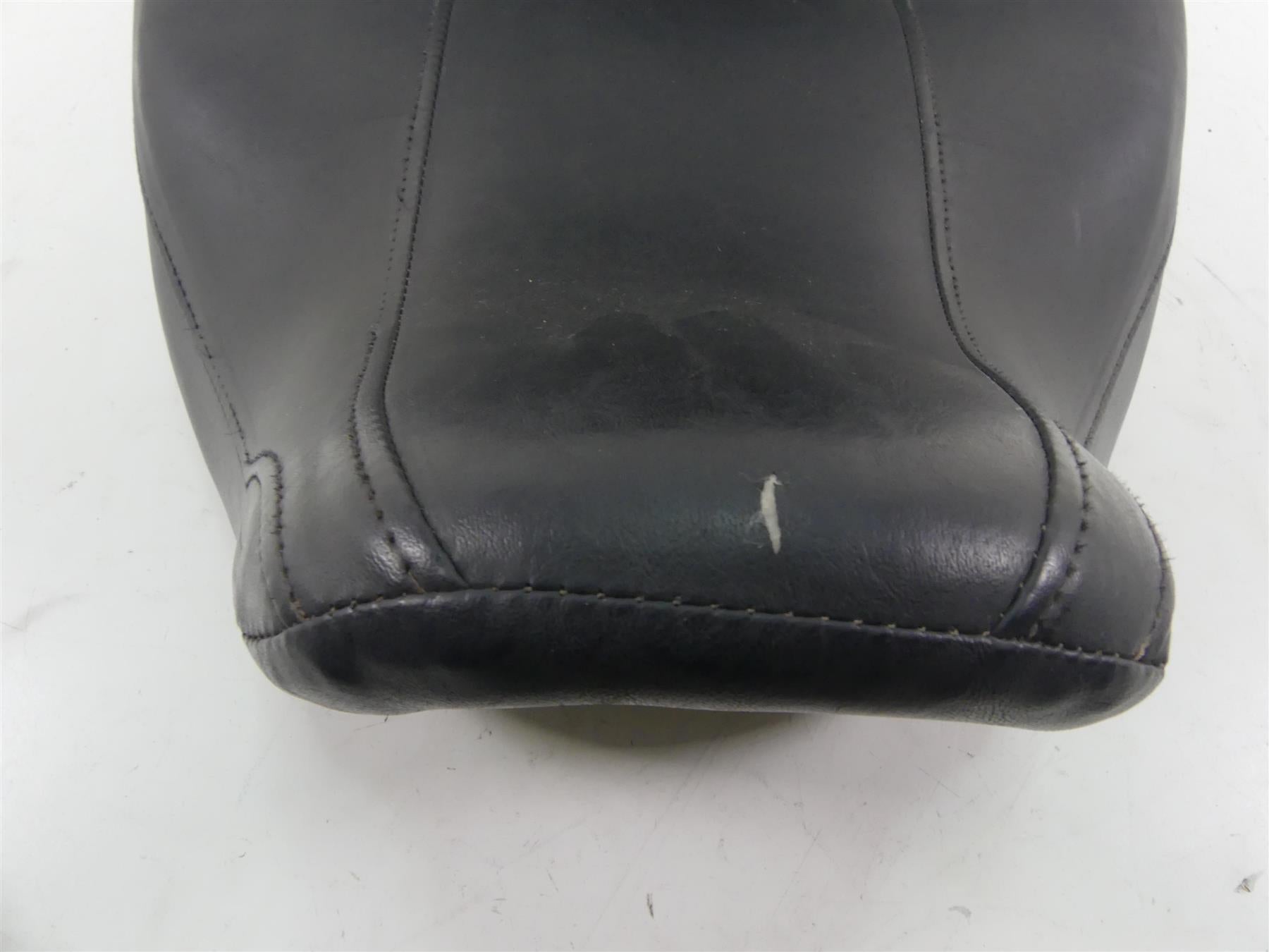 2011 Harley Touring FLTRU Road Glide Dual Driver Low Seat Saddle - Read 52164-10 {{ shop.shopifyCountryName }} - Mototech271