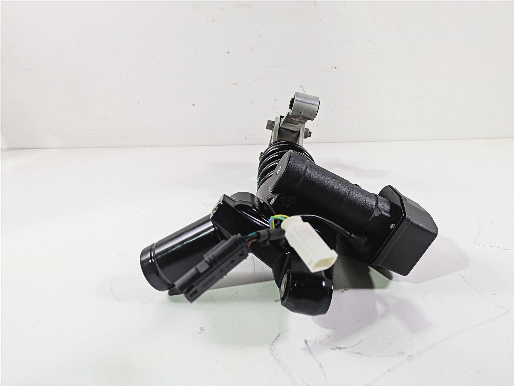 2014 BMW K1600 GTL K48 Straight Esa Rear Suspension Shock Damper 33537721122 {{ shop.shopifyCountryName }} - Mototech271