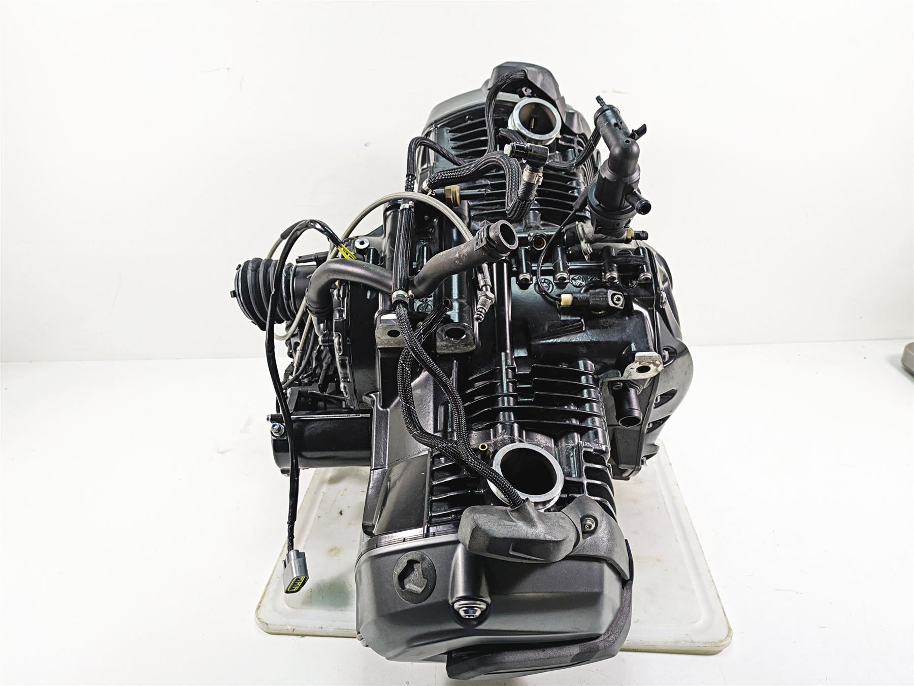 2016 BMW R1200R K53 Running Engine Motor Transmission 6k Only -Video 11008389100 {{ shop.shopifyCountryName }} - Mototech271