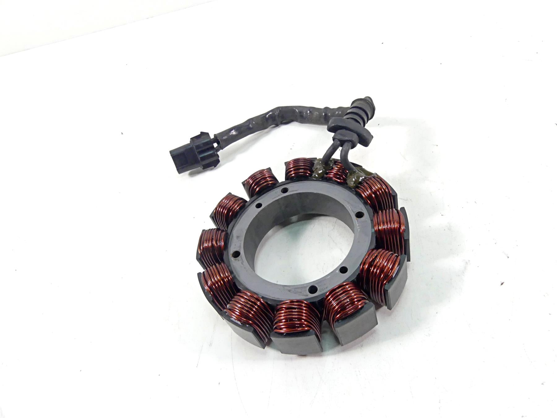 2004 Harley Touring FLHTCUI Electra Glide Stator Alternator Generator 29987-02A {{ shop.shopifyCountryName }} - Mototech271