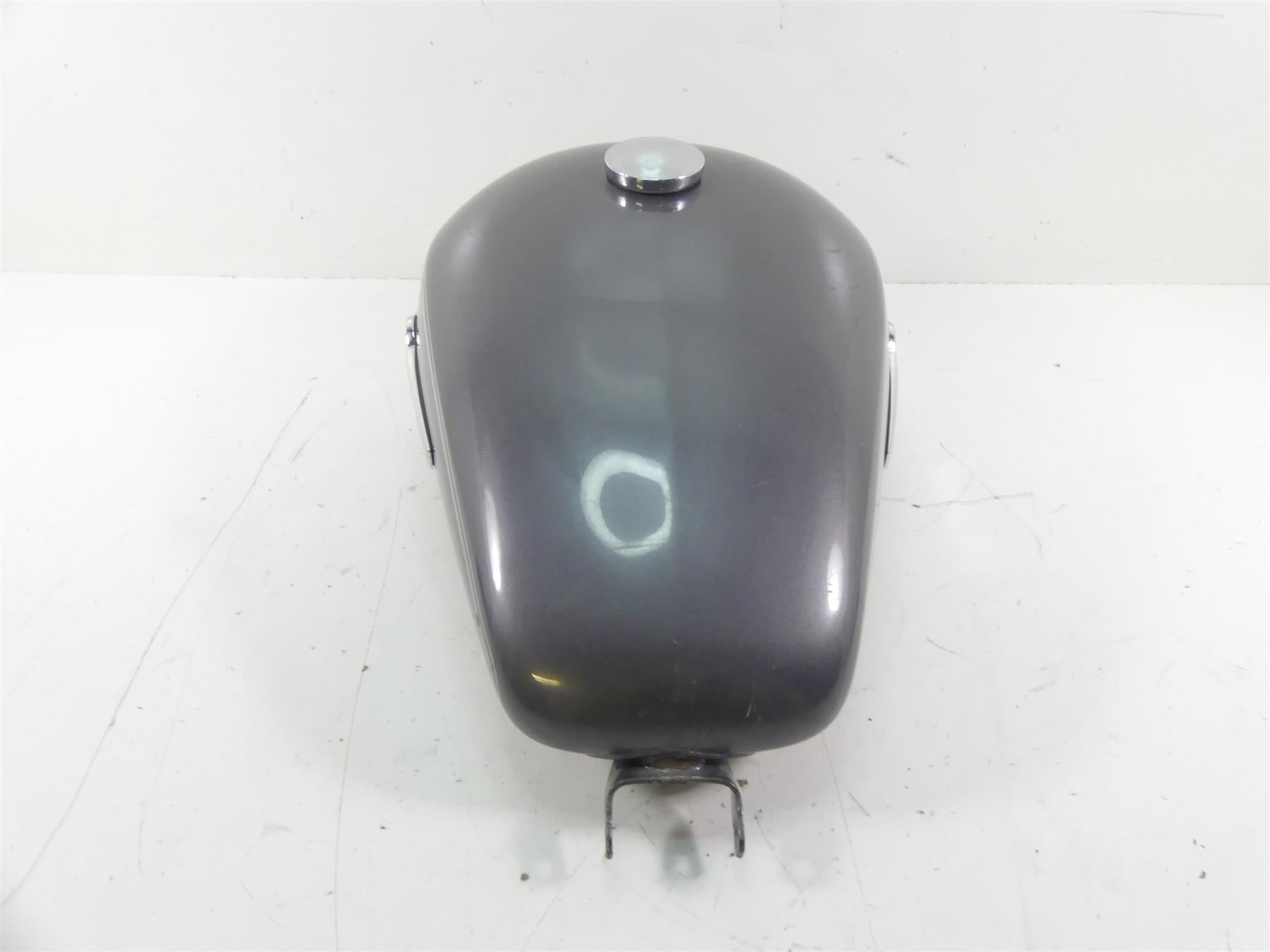 2014 Harley Sportster XL1200 C Custom Fuel Gas Petrol Tank 61000703 {{ shop.shopifyCountryName }} - Mototech271