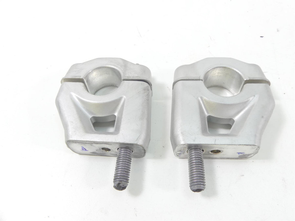 2009 BMW R1200GS K25 Left Right Handlebar Handle Bar Riser Set 28,5 31427718173 {{ shop.shopifyCountryName }} - Mototech271